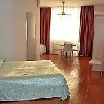 Wieland Hotel *